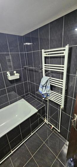 Apartament 2-3 cam. Bucuresti - Baicului, etaj 6 din 8, 1984, 51 mp, mobilat, decomandat, incadrat. - 3