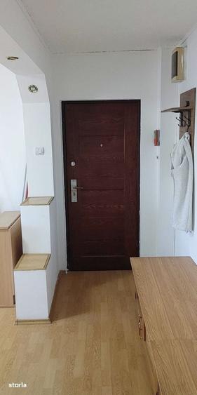 Apartament cu 2 camere decomandat în Soarelui