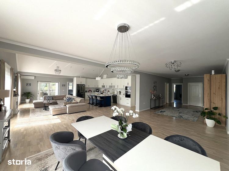 Casă cu 4 camere cu Teren 1500 Mp în Halmeu