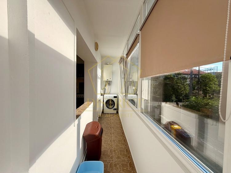 Apartament cu 2 camere decomandat, mobilat în Central