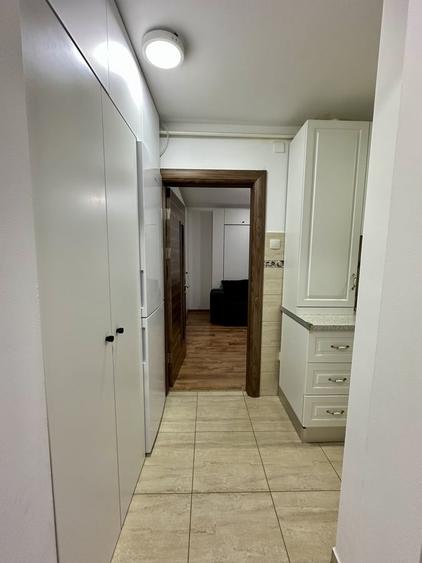 Apartament cu 2 camere decomandat în Drumul Taberei