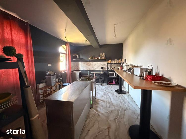 Casă cu 5 camere cu Teren 436 Mp în Berceni