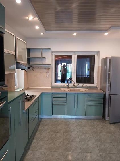 Casă cu 4 camere cu Teren 250 Mp în Pipera