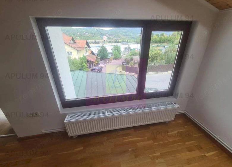 Casă cu Teren 649 Mp în Central