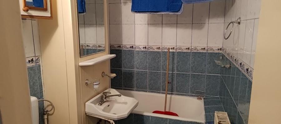 Apartament cu 2 camere semidecomandat în Pod