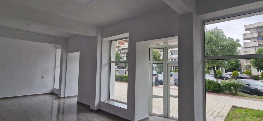 Spațiu comercial, de 87 mp, în 22 Decembrie