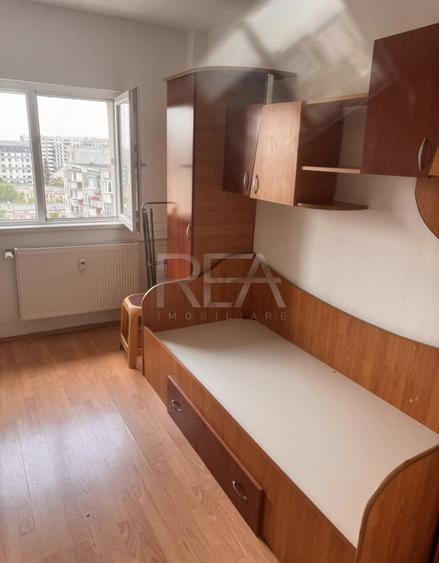 Apartament cu 3 camere decomandat, mobilat în Lujerului
