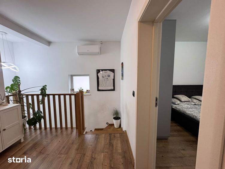 Casă cu 4 camere cu Canalizare în Cristian