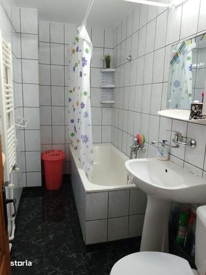Inchiriez apartament 2 camere - 7