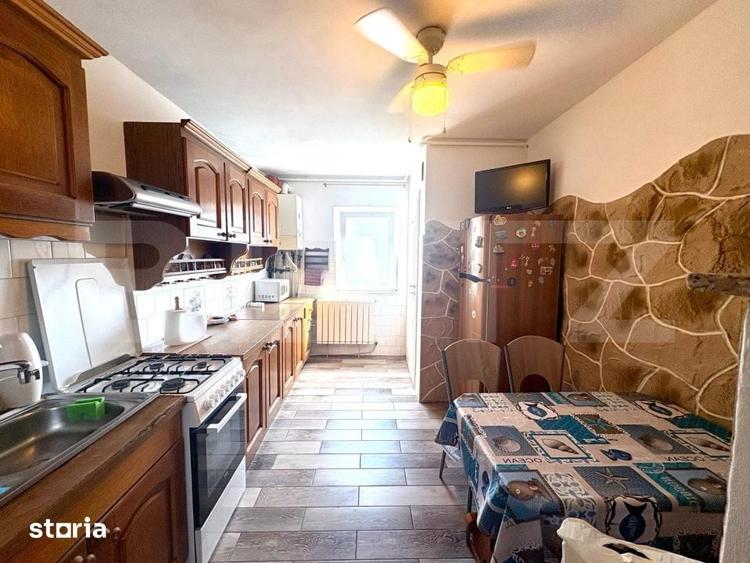 Apartament cu 3 camere decomandat în Între Lacuri