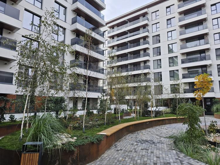 Apartament cu 2 camere decomandat în Aviației