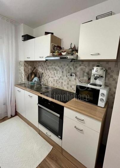 Apartament cu 3 camere decomandat în Rogerius