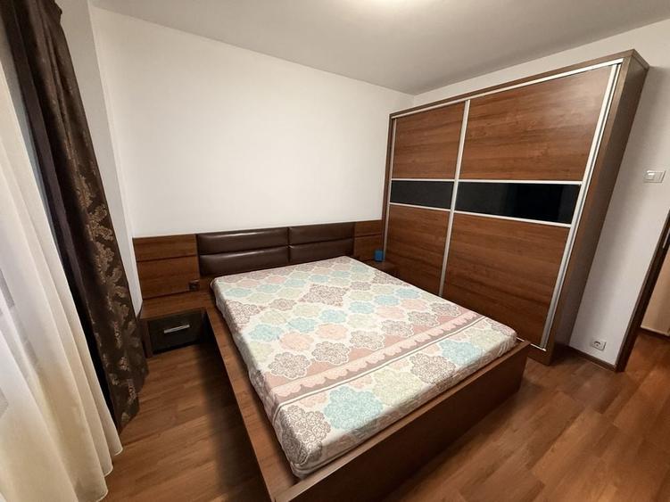 Apartament cu 2 camere semidecomandat în Eroii Revoluției