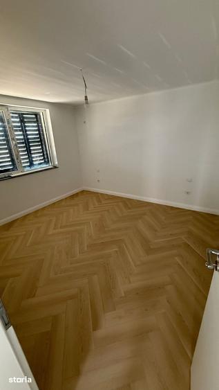 Casă cu 3 camere cu Teren 321 Mp în Vidra