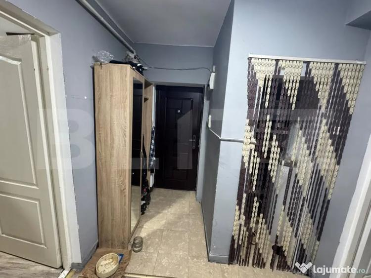 Garsonieră decomandată în Central