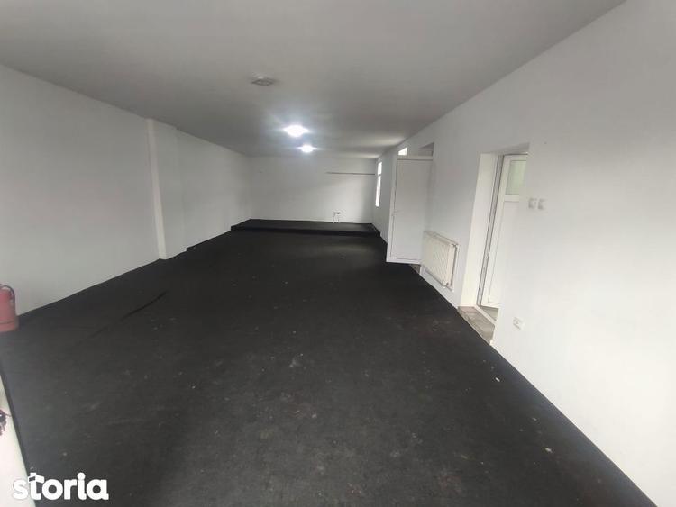 Spațiu comercial, de 100 mp, în Bariera Vâlcii
