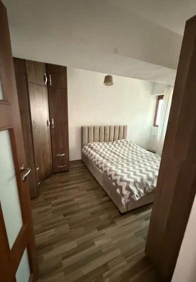 Apartament cu 2 camere semidecomandat, mobilat în Theodor Pallady