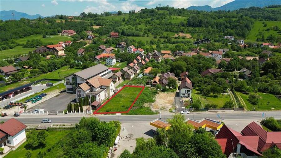 Intravilan, aria castelul Bran,utilitati,acces apreciabil: FILM! - 1