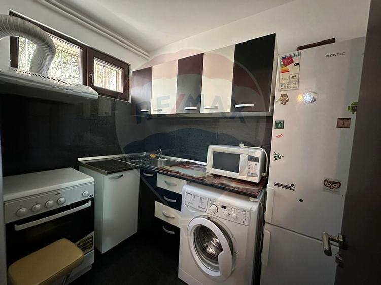 Garsoniera de inchiriat in Titan - 6