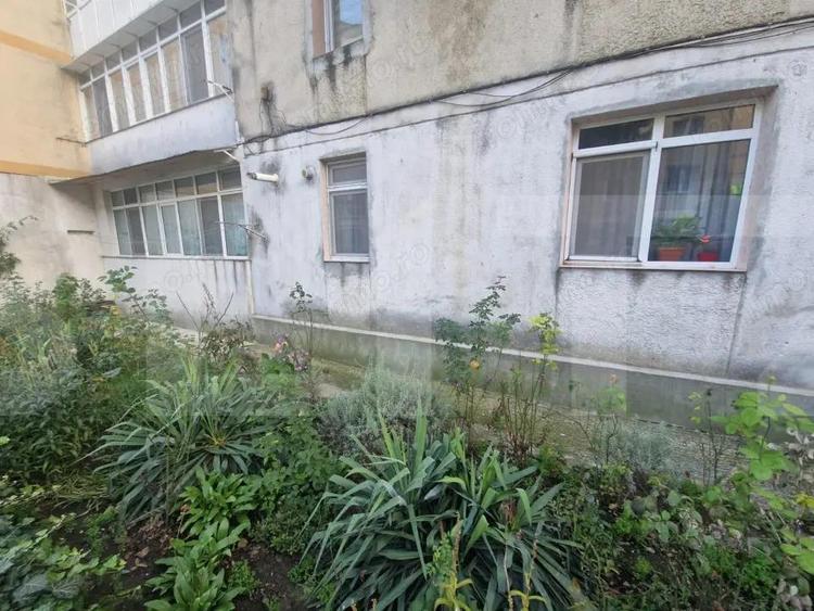 Aparatament de trei camere, decomandat, 56mp , zona Plevna, Dorohoi - 2