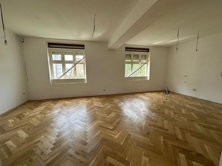 Apartament renovat în clădire istorică - are garaj - 10