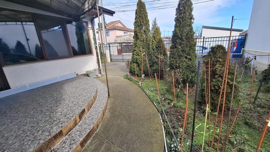 km 5 - vila P+ 1 etaj (teren 580 mp /deschidere 13.5 ml ) - 3