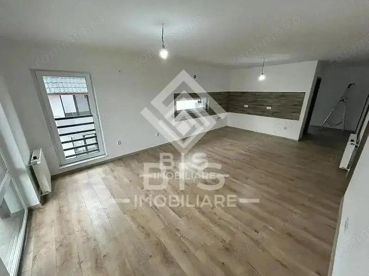 3 Apartamente 4 camere bloc nou - 1