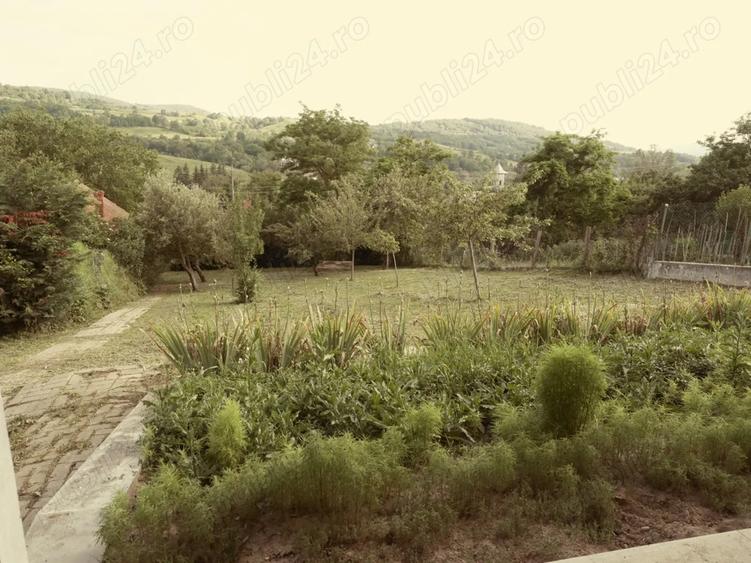 Casa de vacanta de vanzare cu peisaj deosebit - 6