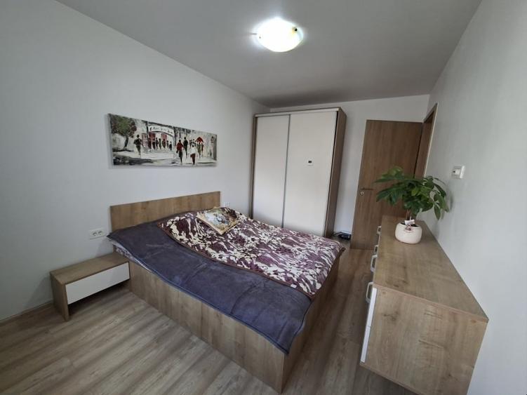 Apartament 2 camere, decomandat, Kasper Coresi - 4