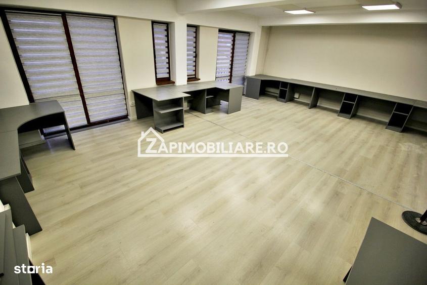 Spațiu comercial, de 160 mp, în Central