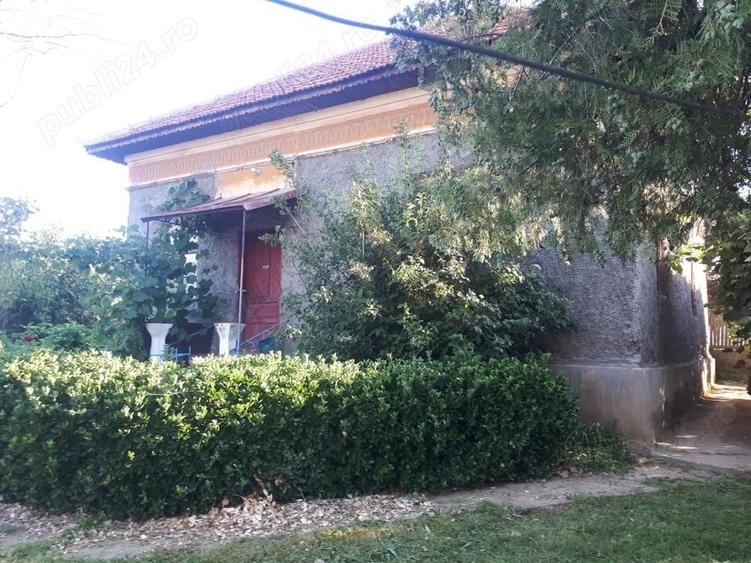 Vand casa 100 mp si anexe in judetul Mehedinti - 2