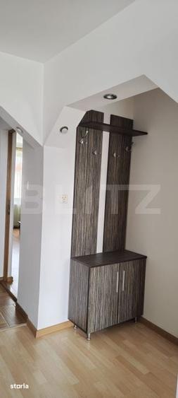 Apartament cu 3 camere în Cetate
