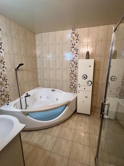 Vand casa plus afacere profitabila cu o vechime de 20 de ani in Bujac - 14