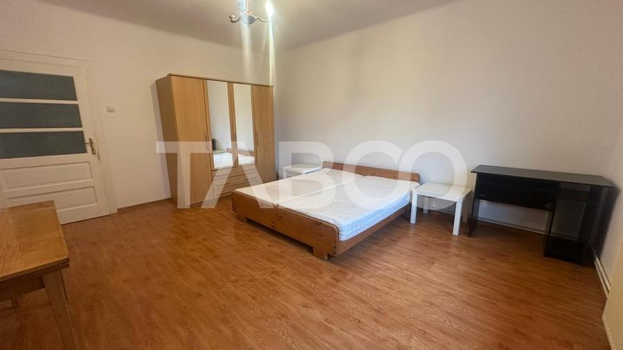 Apartament 105 mpu cu curte  la casa 3 camere zona Tiglari Sibiu - 3
