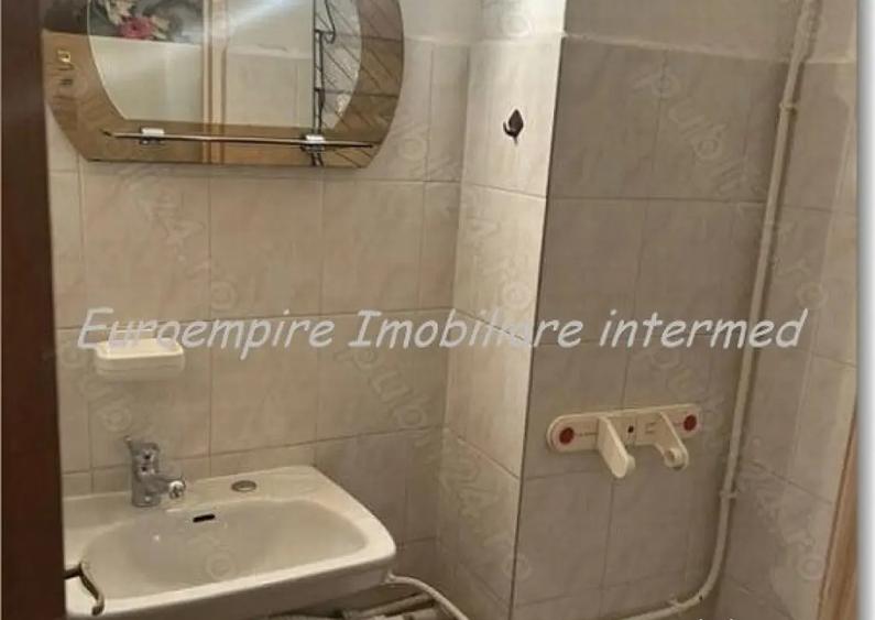 Apartament 3 camere decomandate zona Abator - 3