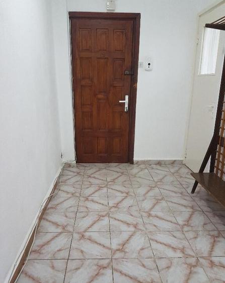 Apartament doua camere, nedecomandat, etaj doi, liber, pe Stadionului - 12