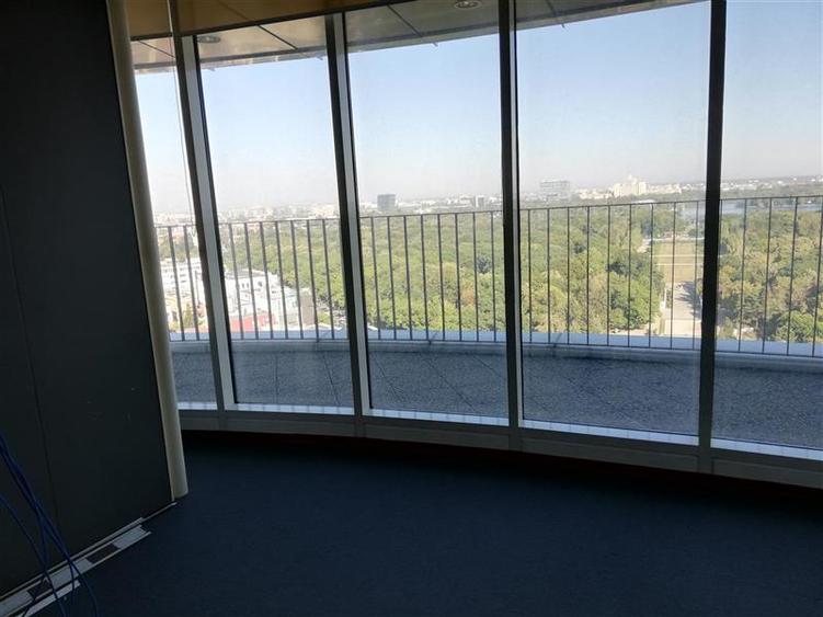 Inchiriere birouri in Charles de Gaulle Plaza - 6