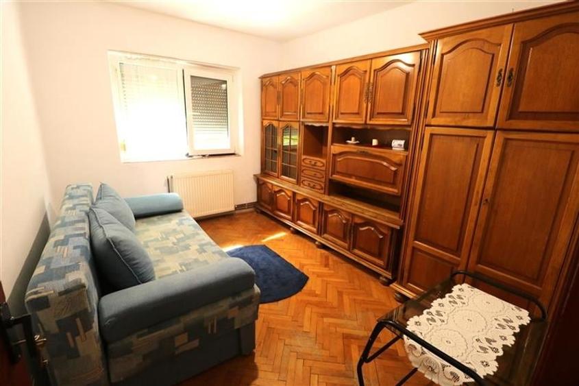 Apartament 3 camere, decomandat, centrala proprie, zona Girocului - 5