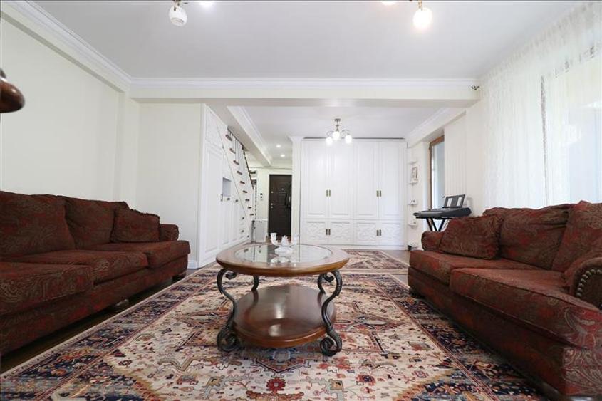 Apartament Duplex, in centrul Iasiului, finisaje premium si curte - 2