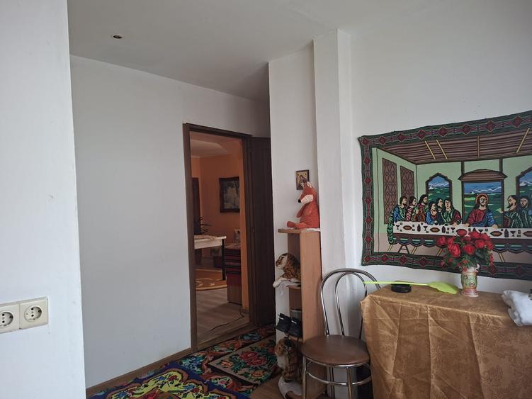 Vand apartament la casa - 7