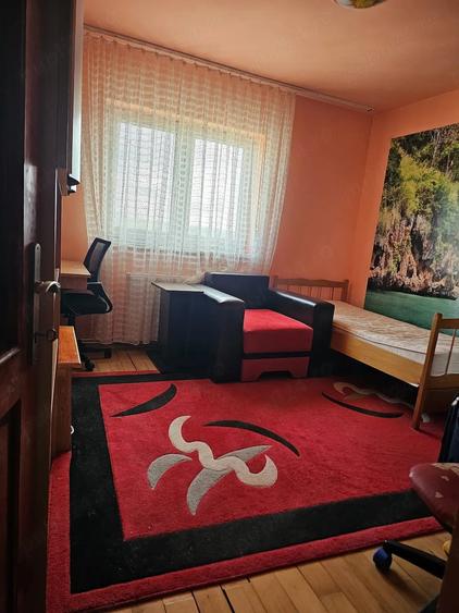 Apartament cu 3 camere decomandat în Ultracentral