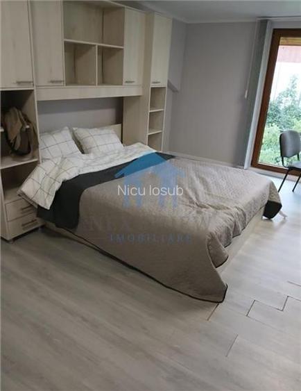 Apartament 1 camera, Intre Lacuri