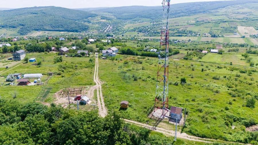 Teren Intravilan comuna Tome?ti | Priveli?te deosebita - 2