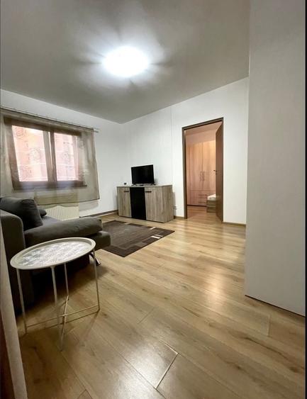 Inchiriez apartament 2 camere Milea (Luptei .OMV) - 2