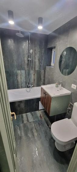 Inchiriez apartament cu 4 camere - 6