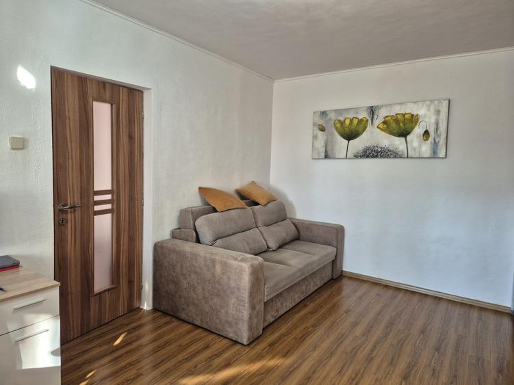 Apartament 2 camere de vanzare Gorjului 2-3 minute de Metrou(Bloc 1979) - 5