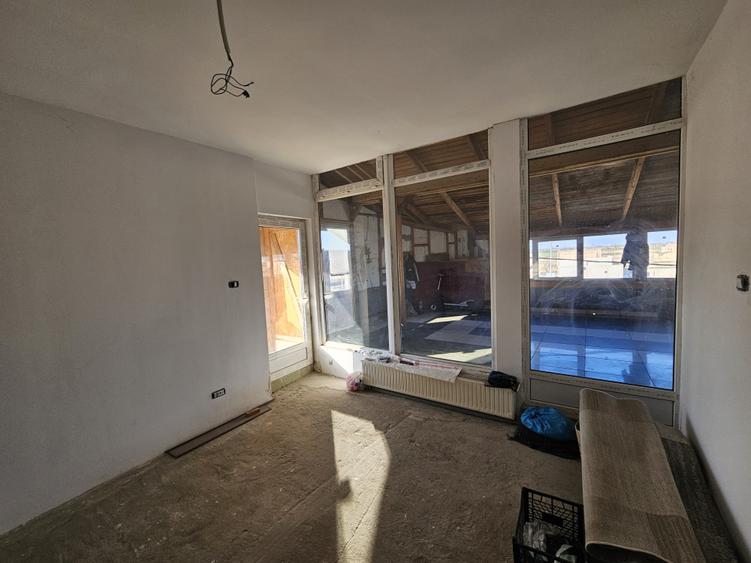 Casă mare, 400 mp utili, P+E+M, Timișoara, zona Mehala, comision 0% - 9