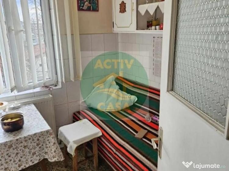 Apartament 3 camere, zona Casa de Cultura - 3