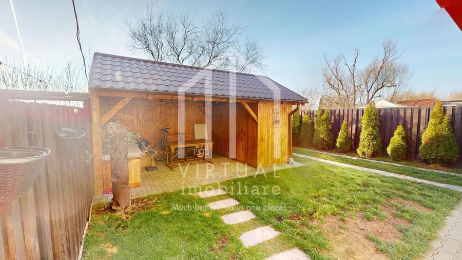 Casa de tip cvadruplex, 4 camere, 79mp utili, curte 70mp, 2 parcari - 1