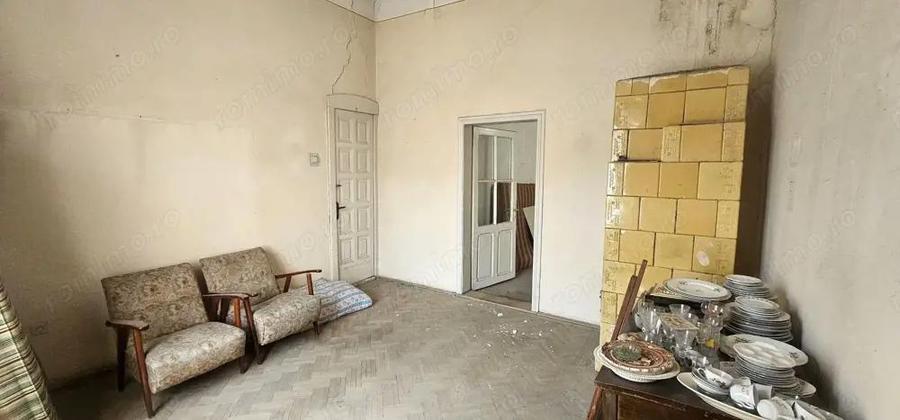 Casa de vanzare Zona Centru, Strada Garii 85.000 - 5